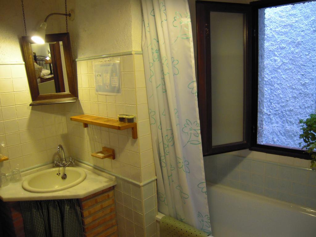 オルノス La Casa De La Abuela Clotildeゲストハウス 部屋 写真