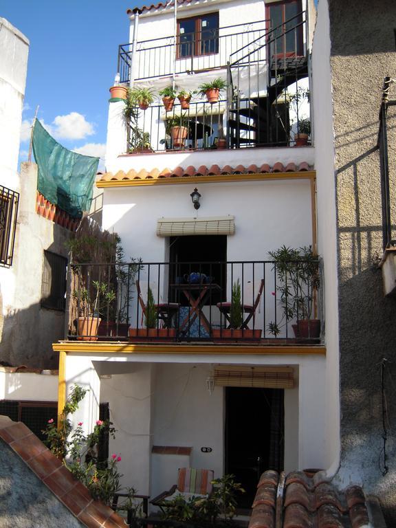 オルノス La Casa De La Abuela Clotildeゲストハウス エクステリア 写真