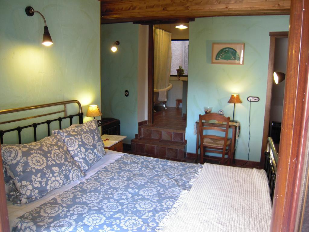 オルノス La Casa De La Abuela Clotildeゲストハウス 部屋 写真