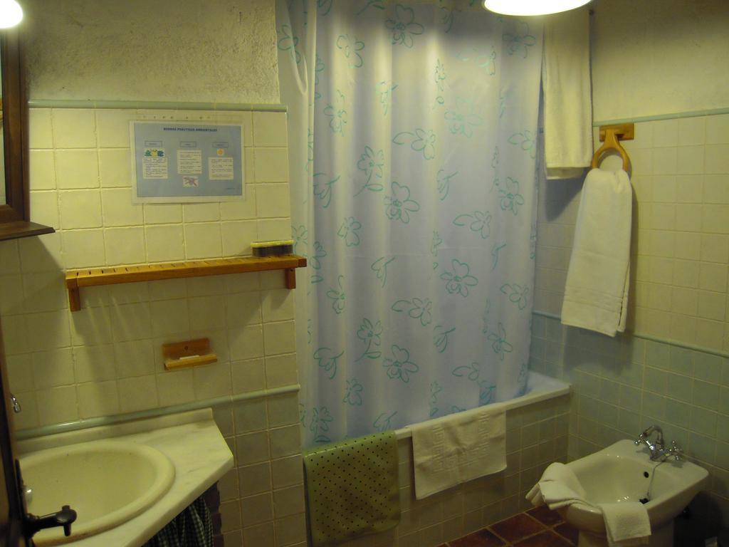 オルノス La Casa De La Abuela Clotildeゲストハウス 部屋 写真